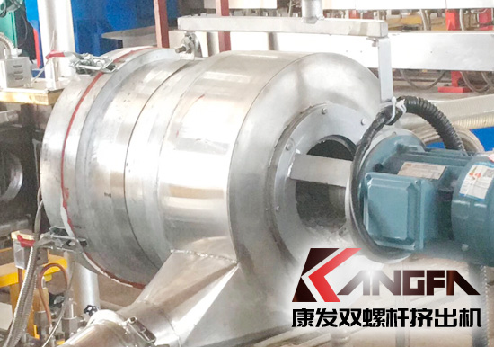 康發揚州客戶選購的JSH-K系列75高扭水環切粒雙螺桿擠出機開機