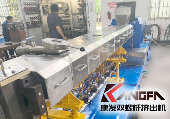 橡塑機械、橡塑原材料及化工助劑、輔助加工設備等行業盛會。2019深圳國際橡塑工業展（9月23-25日）。國內外雙螺桿擠出機、橡塑行業上下游企業拓展市場的絕佳選擇！