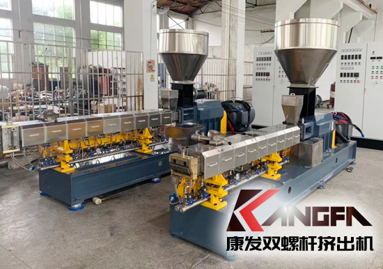 進(jìn)一步開(kāi)拓和擴(kuò)大康發(fā)雙螺桿擠出機(jī)設(shè)備出口市場(chǎng)，提升康發(fā)企業(yè)行業(yè)競(jìng)爭(zhēng)力。