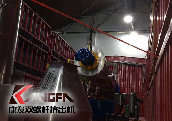康發雙螺桿擠出造粒機 20余年注重品質 細節始終如一 專業的機械設計制造企業。康發<strong>雙螺桿擠出機</strong>設備傾心專注于塑料，橡膠，化工等領域設備的自主研發和生產。