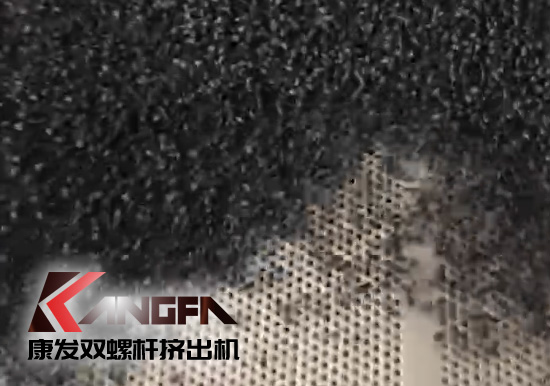 服務(wù)無止境，滿意無終點！康發(fā)75雙螺桿設(shè)備售后驗收現(xiàn)場直擊