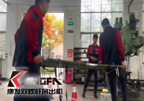 強化公司應急預案，保障措施落實！23年南京康發雙螺桿擠出機公司機械傷害事故應急演練再次舉行