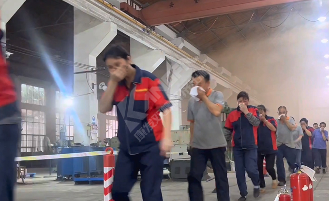 南京康發雙螺桿擠出機《火災與爆炸事故專項應急預案演練》再次拉開帷幕