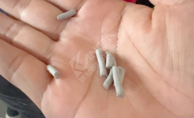 康發雙螺桿擠出機小型試驗機又開始轉動啦！